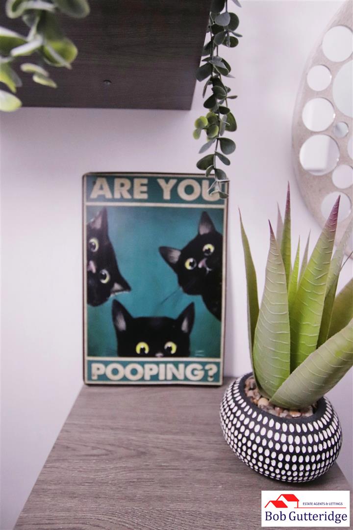 GROUND FLOOR WC